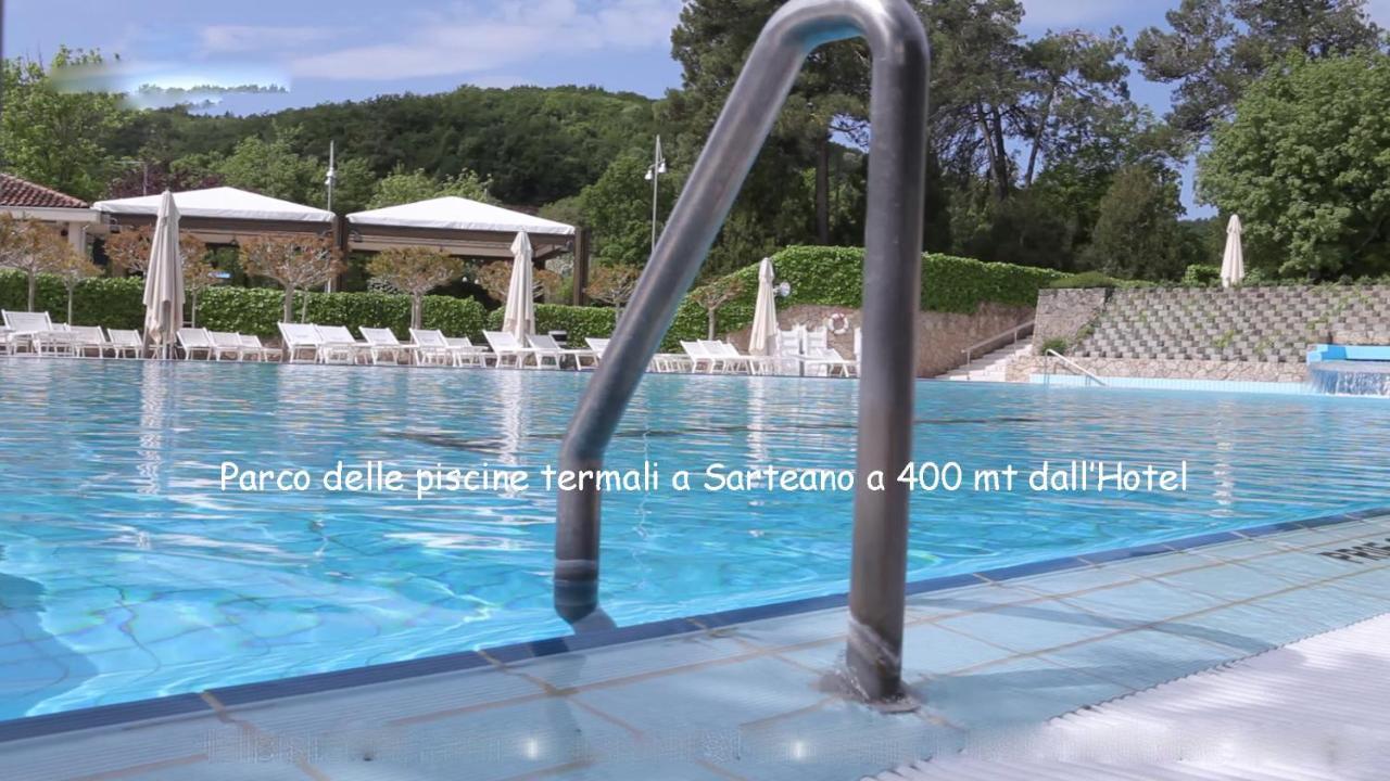 La Gustea Hotel & Cucina Сартеано Екстер'єр фото